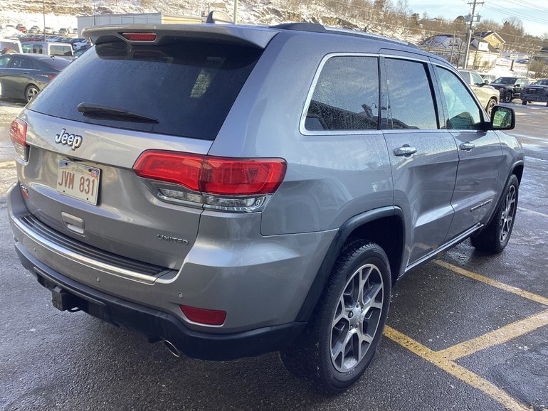 2019 Jeep GRAND CHEROKEE