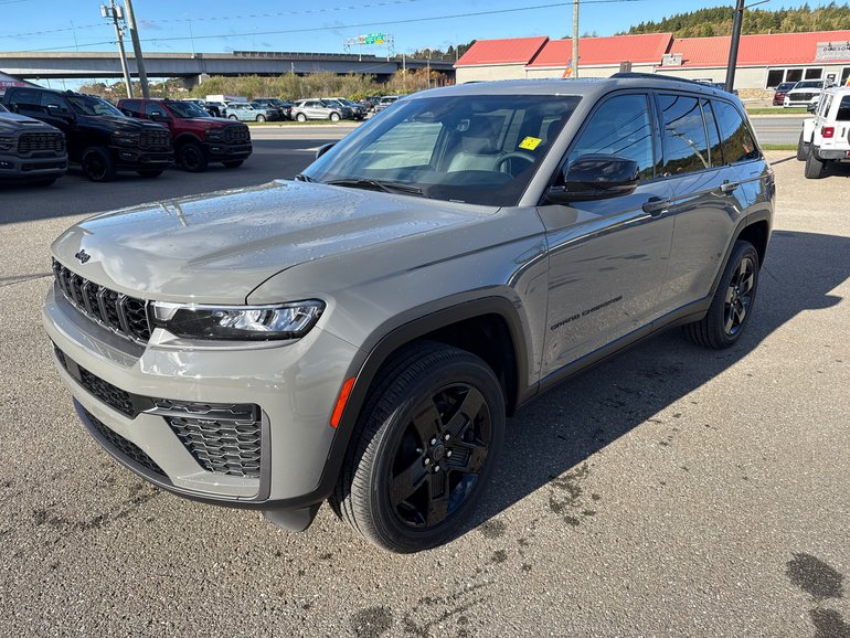 2027 Jeep Grand Cherokee