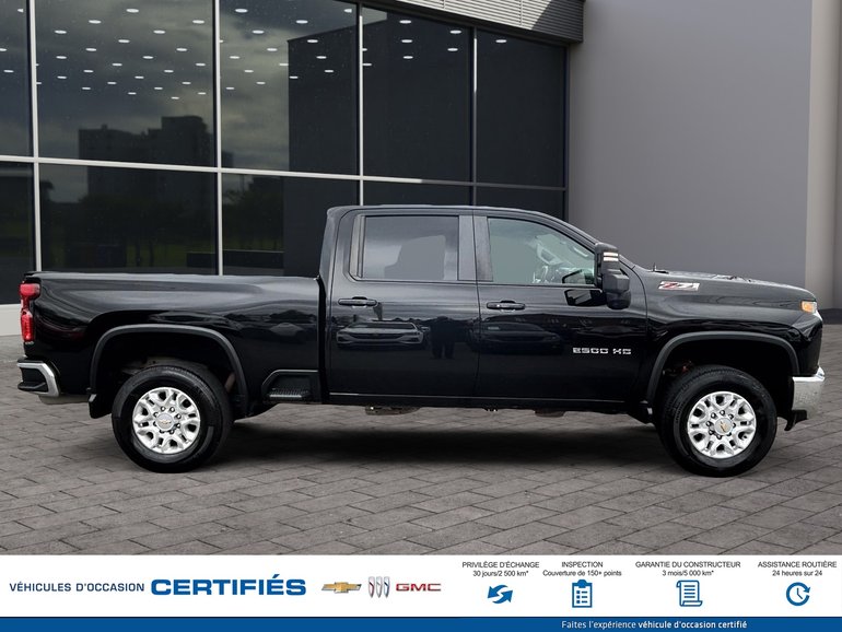 2022 Chevrolet Silverado 1500 2WD Crew Cab Short Box
