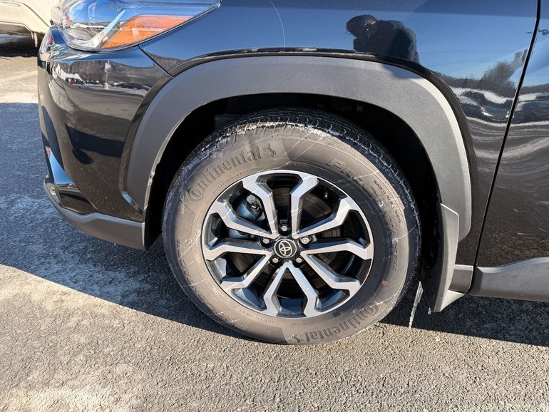 2025 Toyota COROLLA CROSS HYBRIDE SE AWD