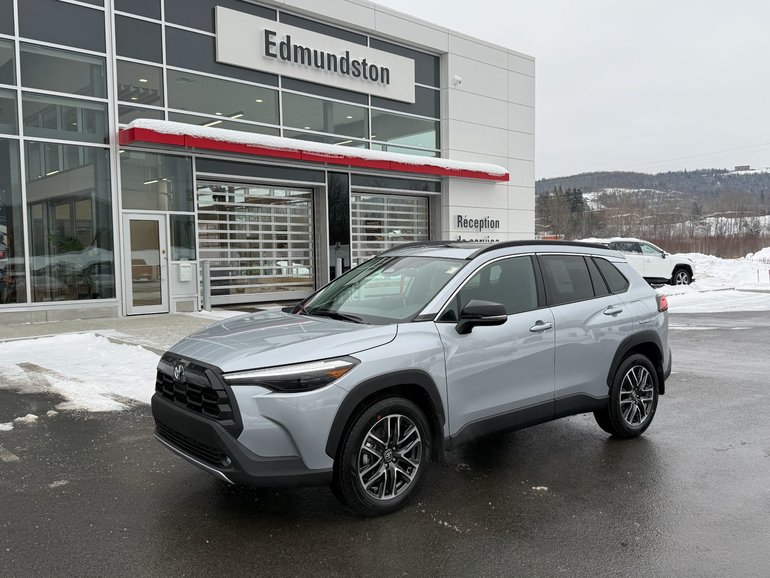 2026 Toyota COROLLA CROSS XLE AWD