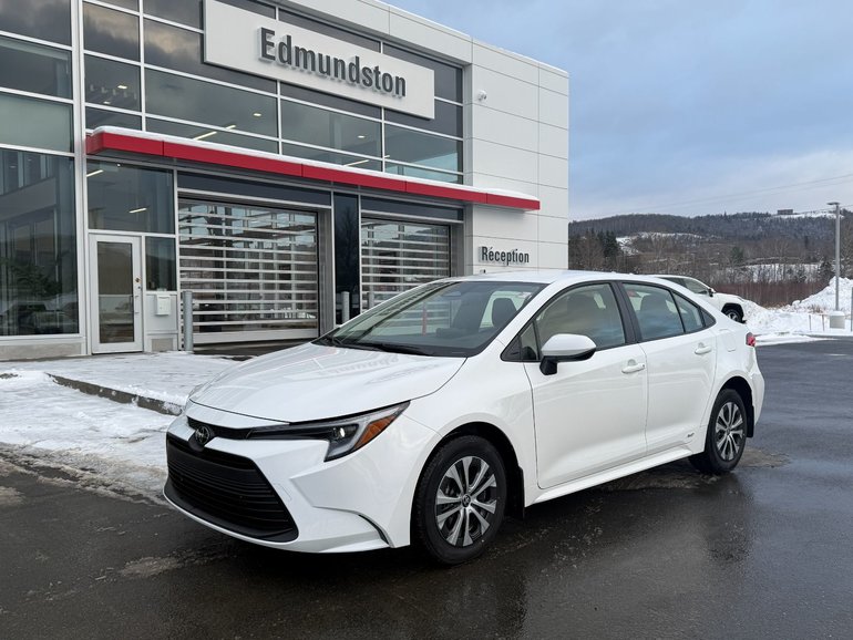 2026 Toyota COROLLA HYBRIDE LE AWD