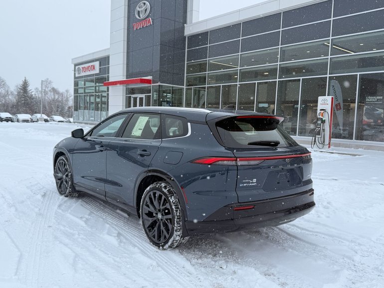 2026 Toyota CROWN SIGNIA LIMITED