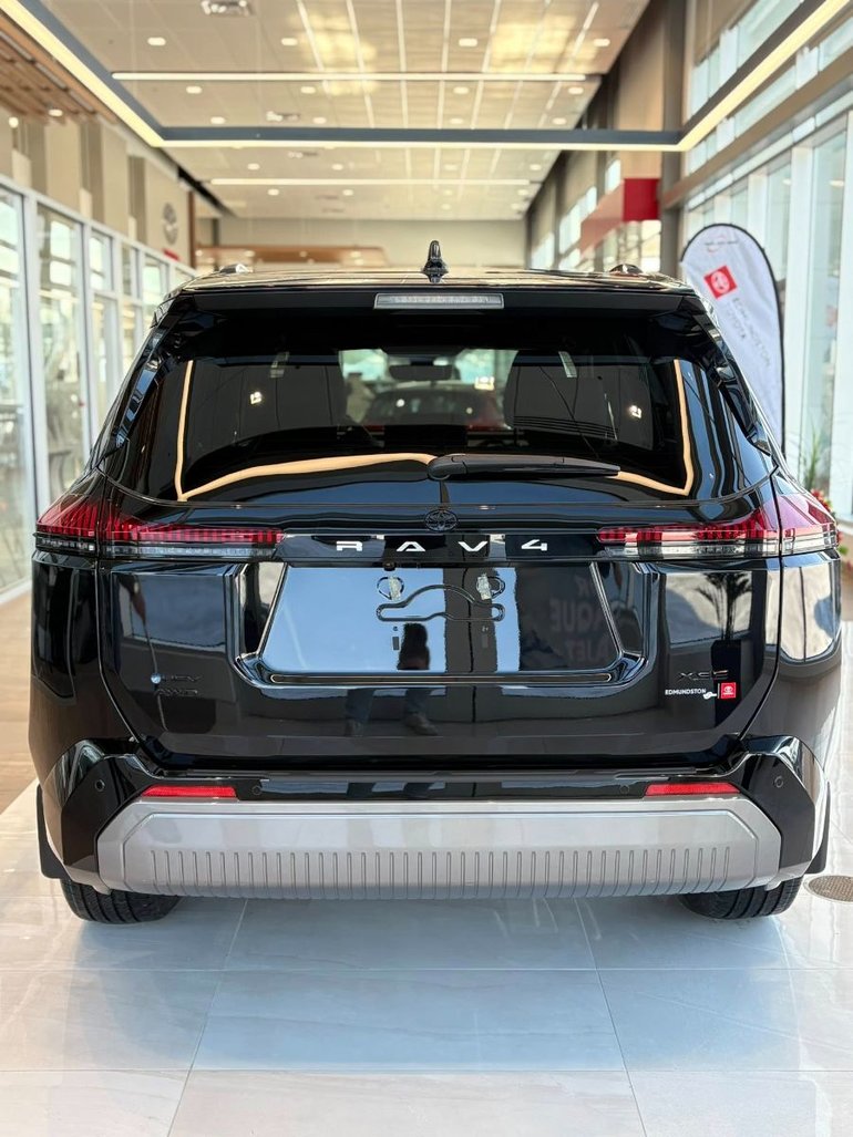 2026 Toyota RAV4 XSE AWD