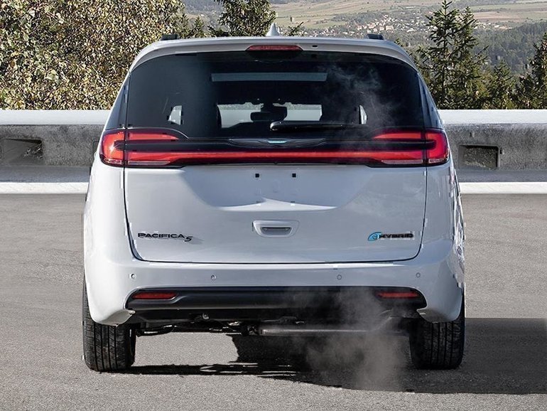 2024 Chrysler Pacifica Hybrid