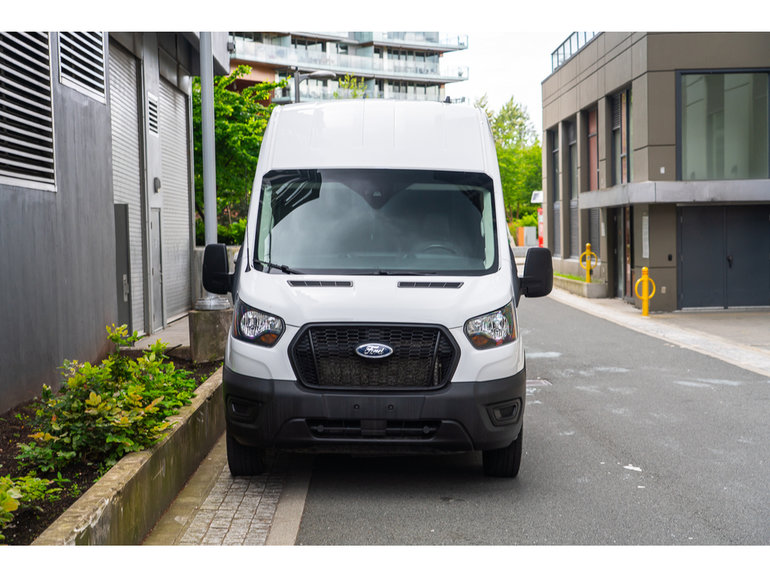 2023 Ford Transit Cargo Van