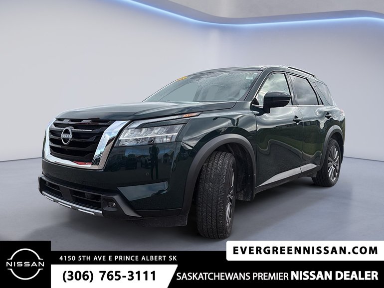 2024 Nissan Pathfinder SL