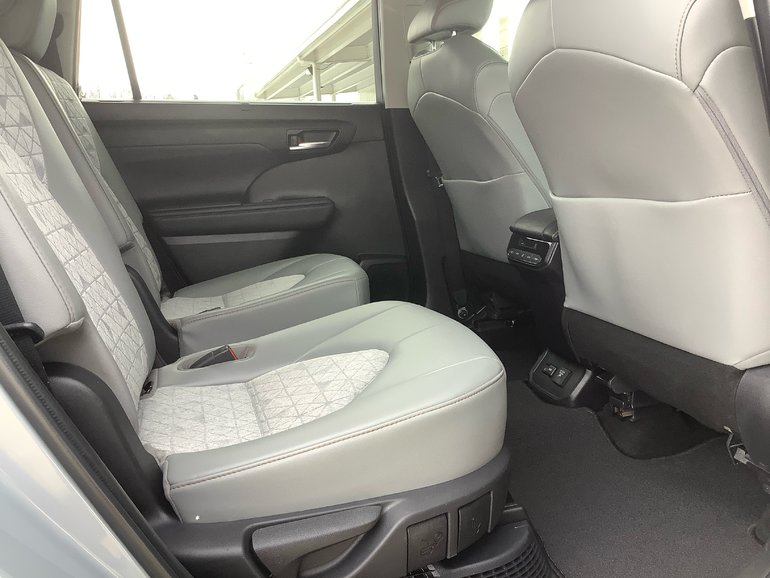 2022 Toyota HIGHLANDER