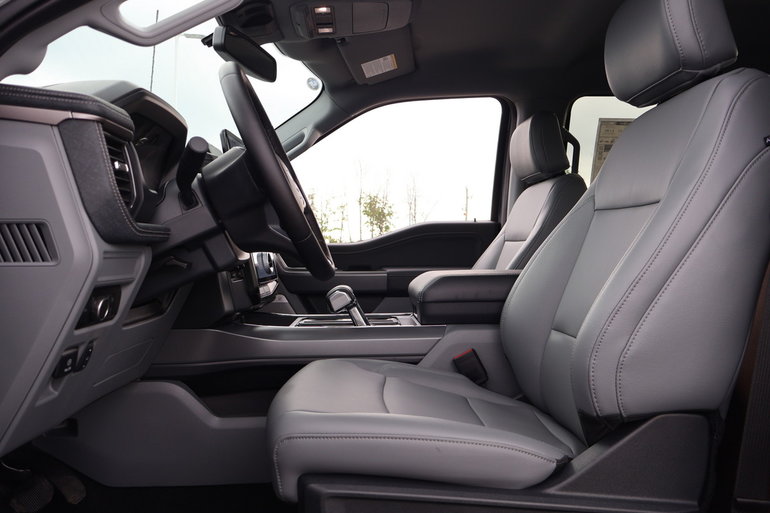 2025 Ford F-150 Lightning