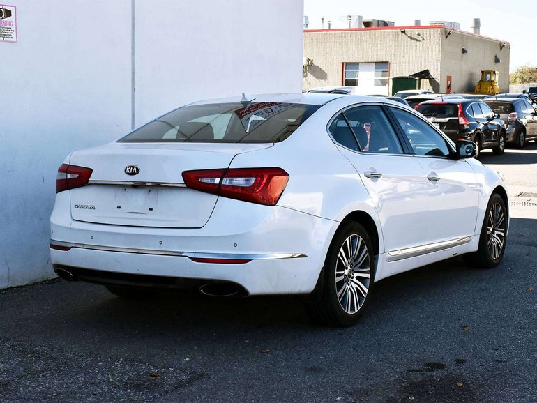 2016 Kia Cadenza