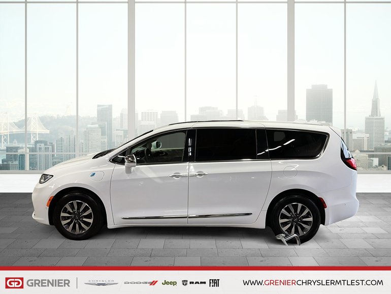 2022 Chrysler Pacifica Hybrid