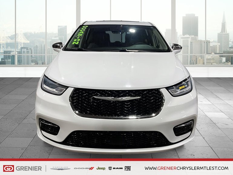 2022 Chrysler Pacifica Hybrid