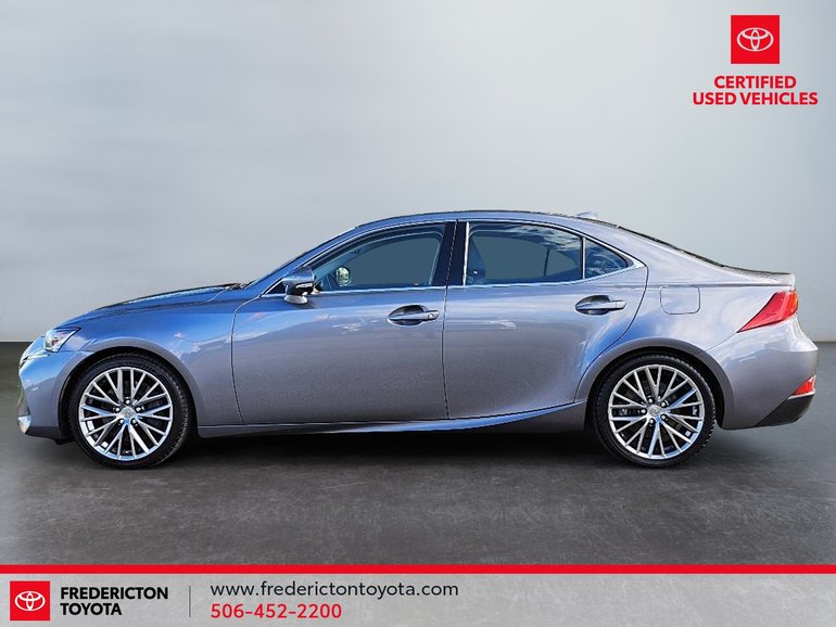 2019 Lexus IS