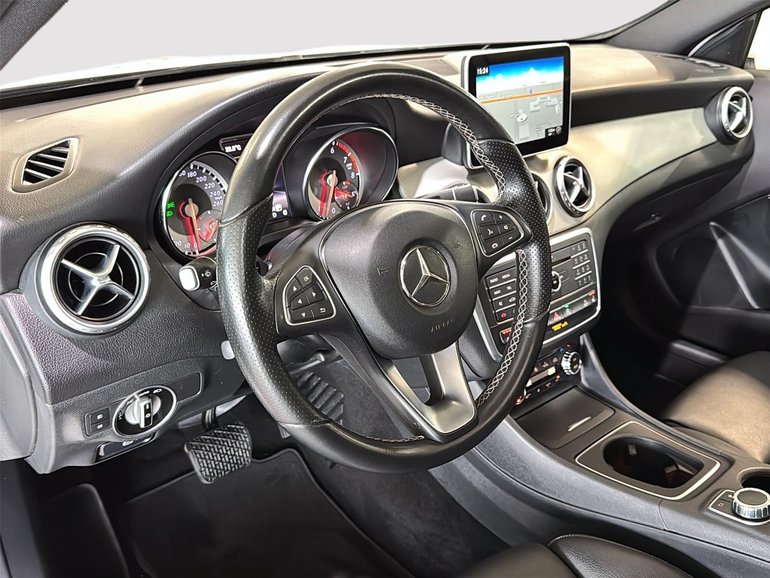 2016 Mercedes-Benz GLA