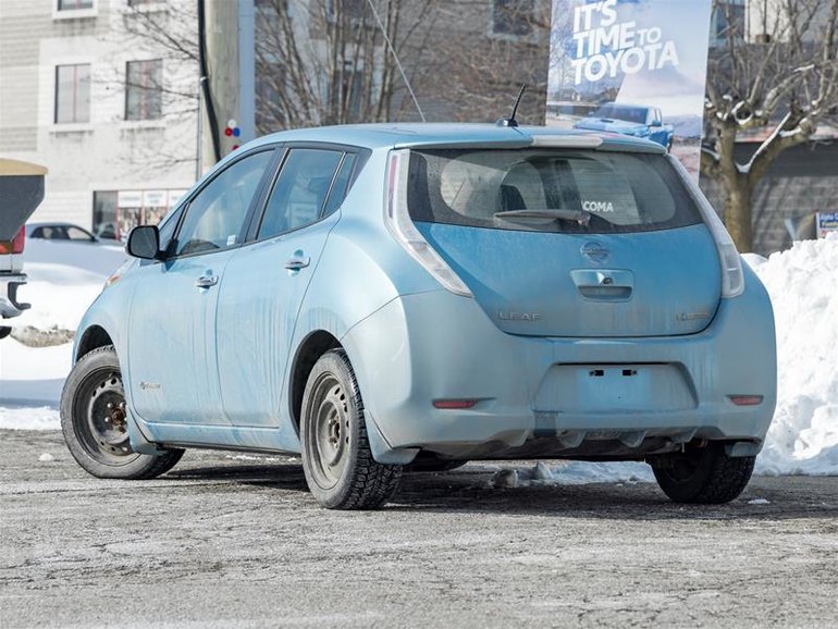 2015 Nissan LEAF