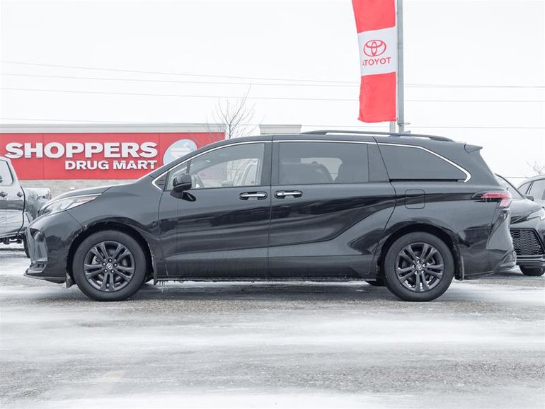 2024 Toyota Sienna Hybrid