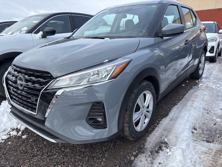 2025 Nissan Kicks Play