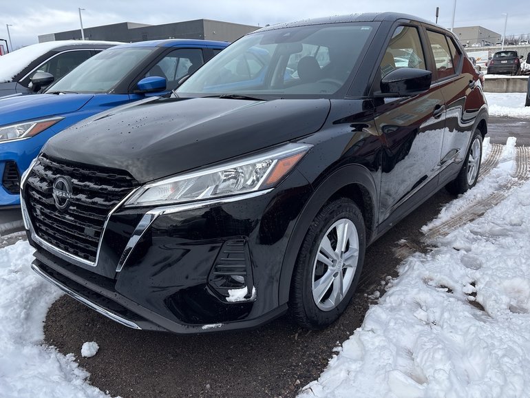 2025 Nissan Kicks Play