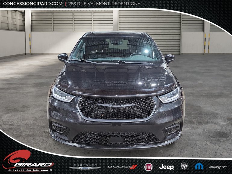 2022 Chrysler Pacifica Hybrid