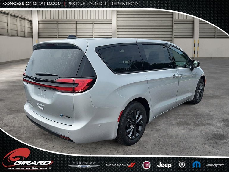 2024 Chrysler Pacifica Hybrid