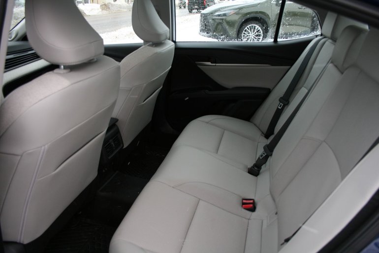 2025 Toyota Camry Hybrid