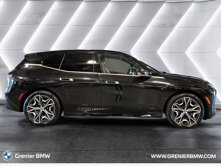 2022 BMW iX