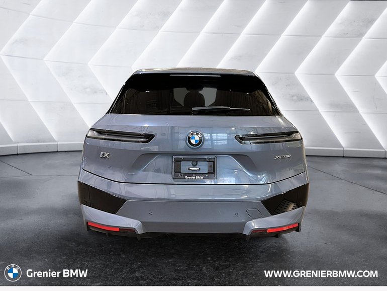 2022 BMW iX