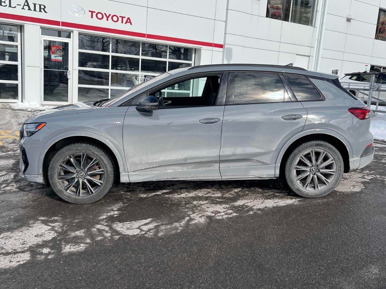 Audi Q4 e-tron Technik Toit panoramique Navigation 2022