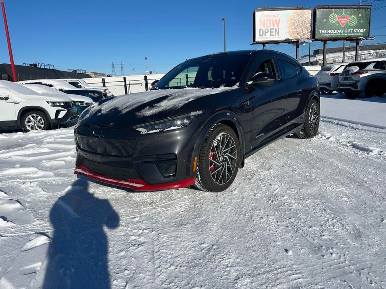 2022 Ford Mustang Mach-E
