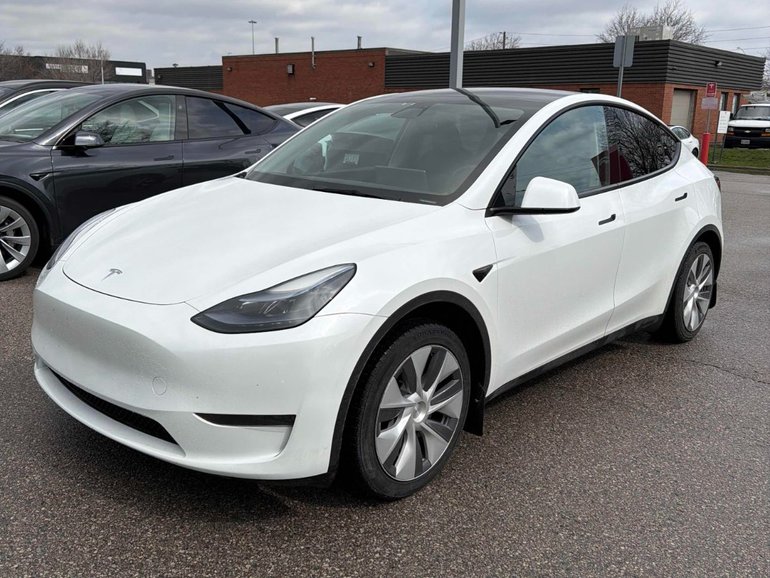 2023 Tesla Model Y Cuir Toit Vitré