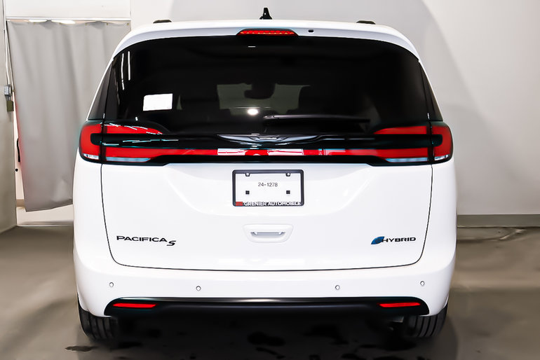 2024 Chrysler PACIFICA HYBRID