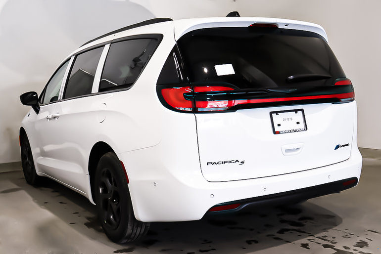 2024 Chrysler PACIFICA HYBRID