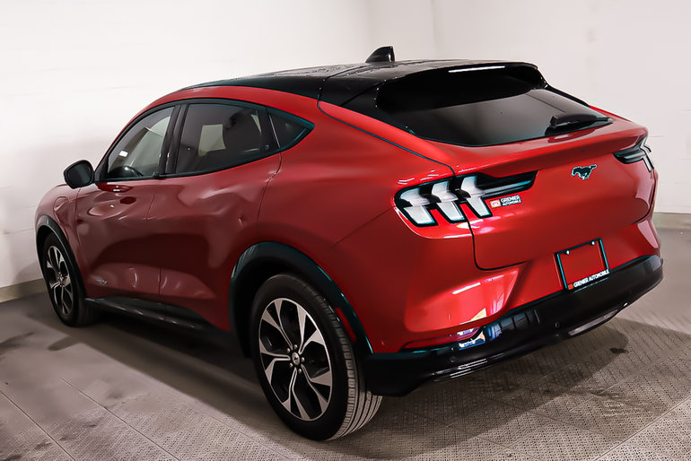 2022 Ford Mustang Mach-E