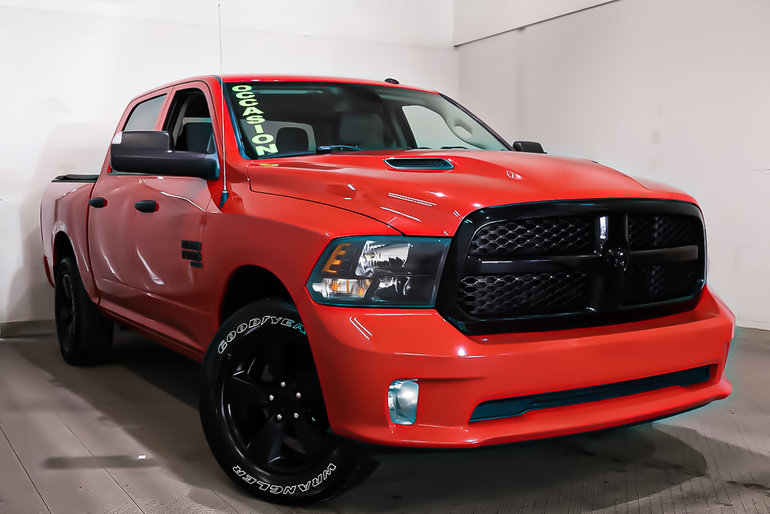 Ram 1500 Classic EXPRESS + 4X4 + CREW CAB + V6 3.6L 2022