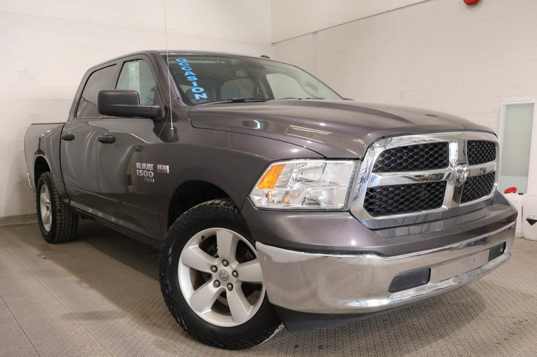 Ram 1500 Classic SLT + 4X4 + CREW CAB + V8 HEMI 5.7L 2023