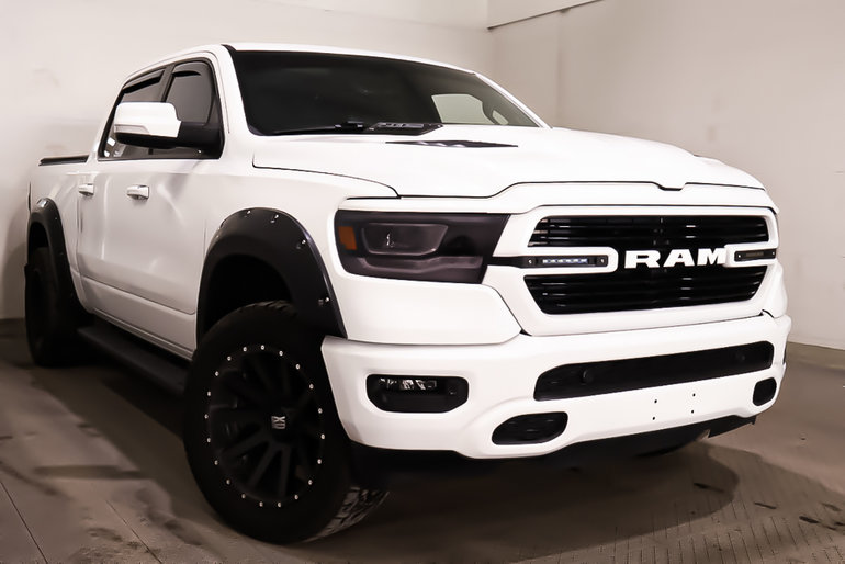 Ram 1500 LARAMIE SPORT + 4X4 + CREW  CAB + V8 HEMI 5.7L 2022