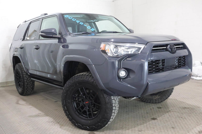 2024 Toyota 4Runner SR5 + 4X4 + TOIT OUVRANT PANO + 7 PASSAGERS