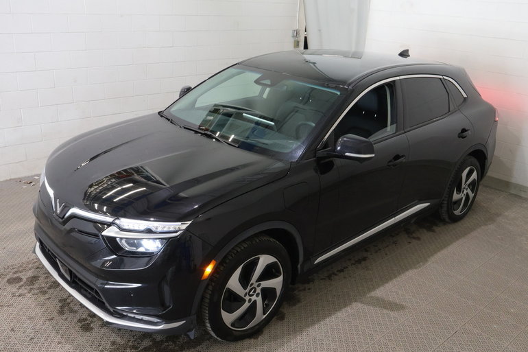 2023 VinFast VF 8