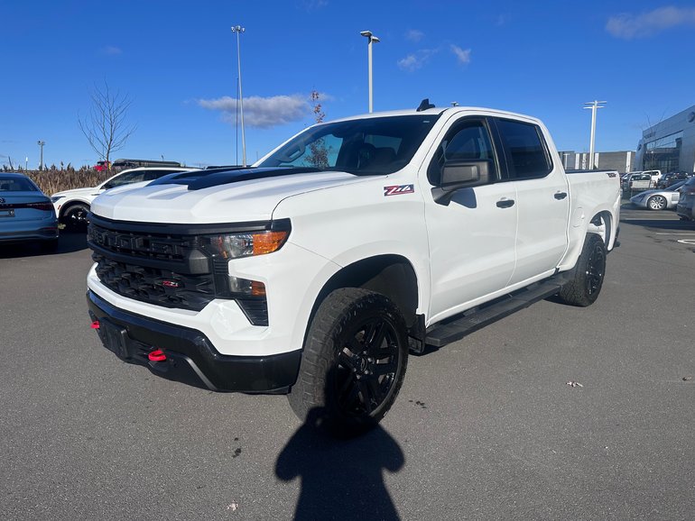 2022 Chevrolet Silverado 1500 Custom Trail Boss + Z71 + CREW + MARCHE-PIED + 2.7