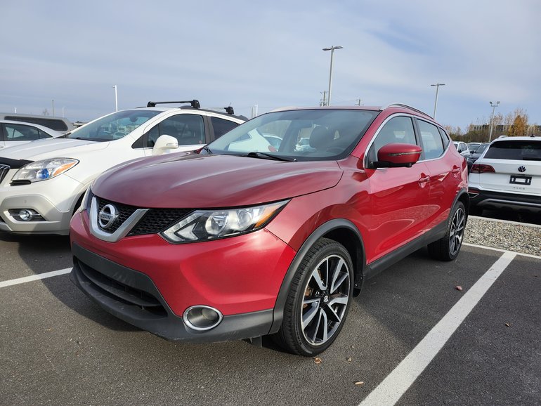 Nissan Qashqai SL + CUIR + TOIT + NAVIGATION + CAMÉRA 360 + 2017