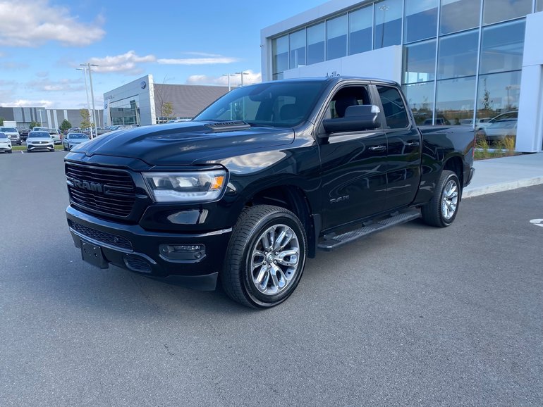 Ram 1500 Sport + V8 + 5.7 HEMI + HITCH + CAMERA + 2019