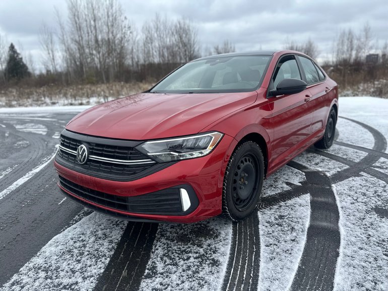 2022 Volkswagen Jetta Comfortline + MANUELLE + CUIR + VOLANT CHAUFFANT +