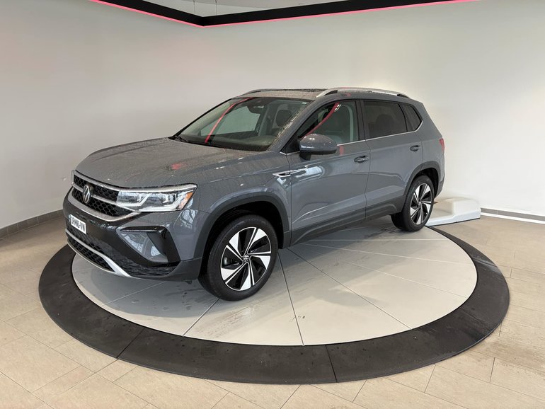 Volkswagen Taos Highline + 4MOTION +  CUIR + CARPLAY + 1 PROPRIO + 2022