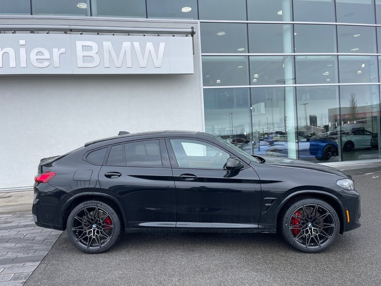 2025 BMW X4 M