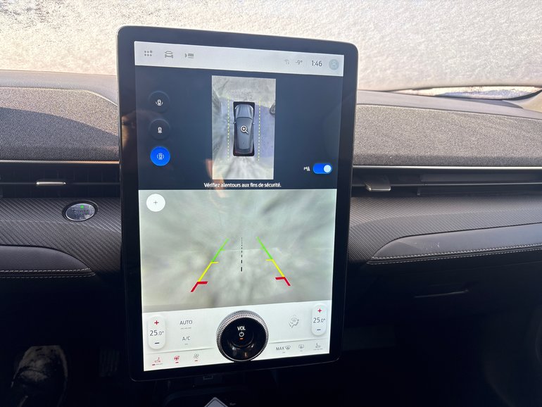 2022 Ford Mustang Mach-E