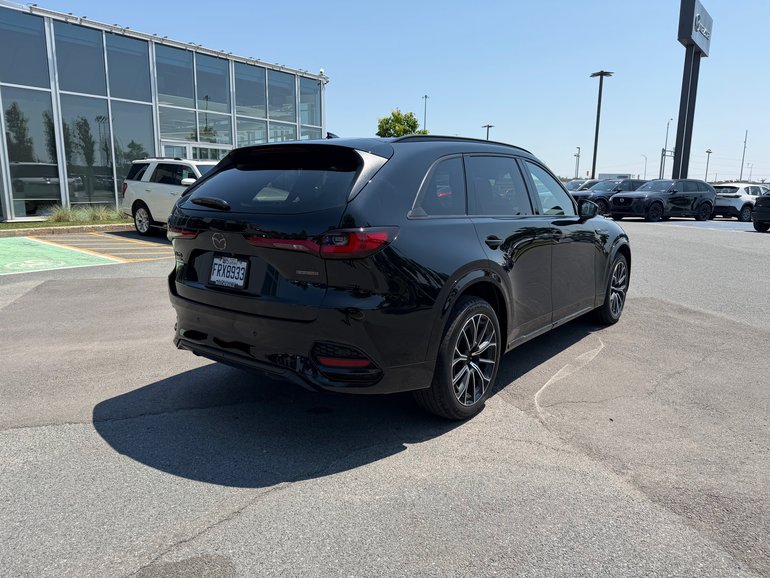 2026 Mazda CX-70 MHEV