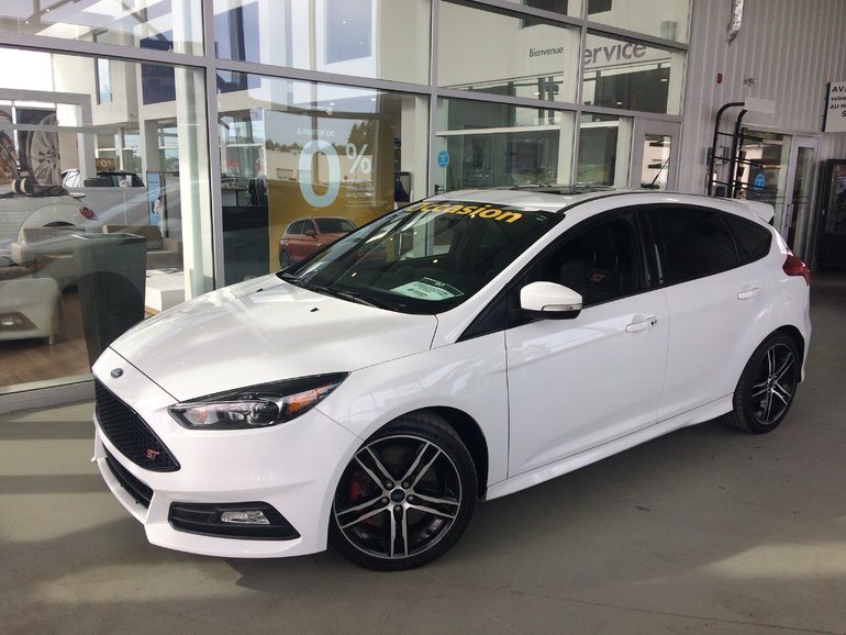 Used 2015 Ford Focus St White 63 755 Km For Sale 19899 0