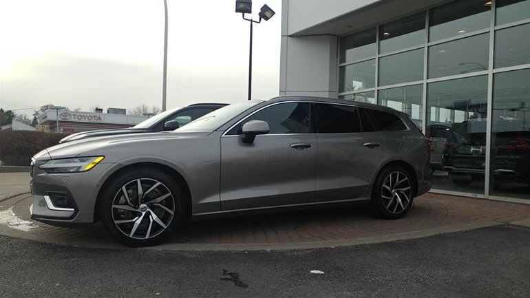 2019 Volvo V60 T6 AWD Inscription