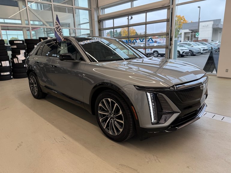2024 Cadillac LYRIQ