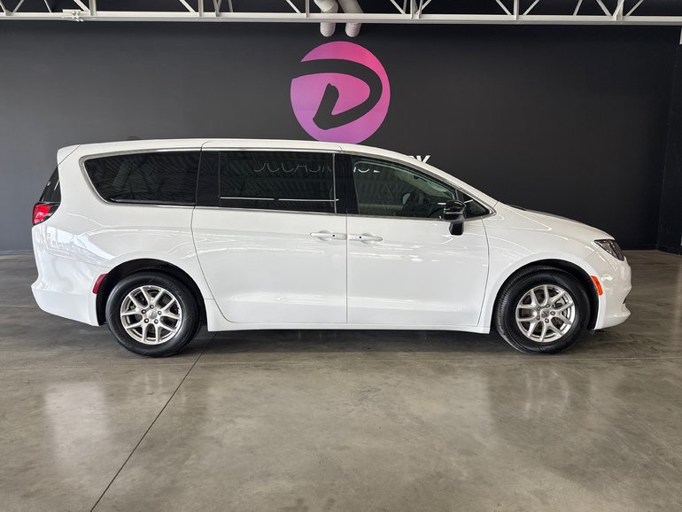 2024 Chrysler Grand Caravan